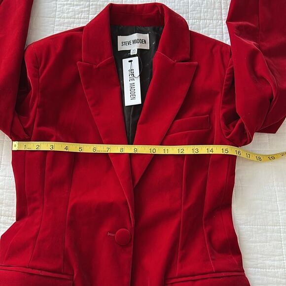 Steve Madden Red Velvet Blazer Jacket Women’s XS NWT Party Holiday Career - Picture 10 of 15